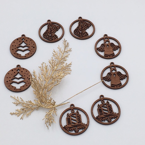 Wood laser CHRISTMAS ornaments. - Picture 1 of 5